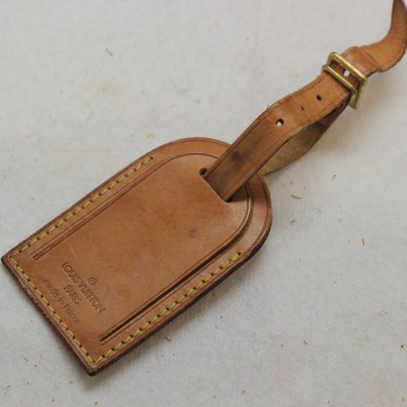 Louis Vuitton Accessories - Used Louis Vuitton Name Tag w Belt Strap
